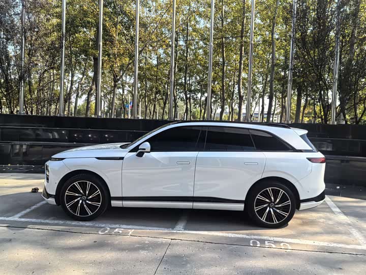 Фото 7 - XPeng G9