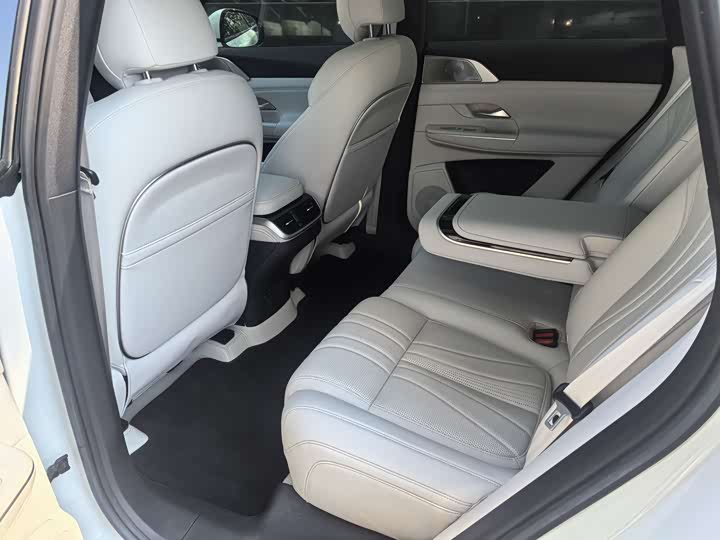 Фото 9 - XPeng G9