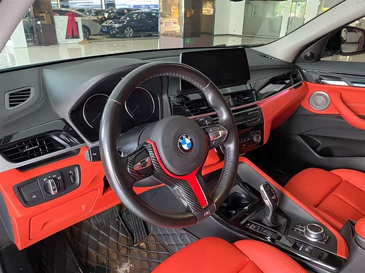 Фото 12 - BMW X2