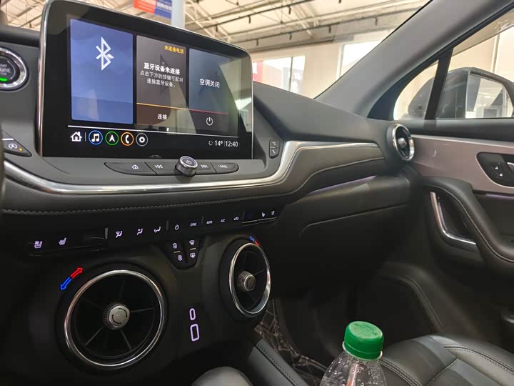 Фото 10 - Chevrolet Blazer