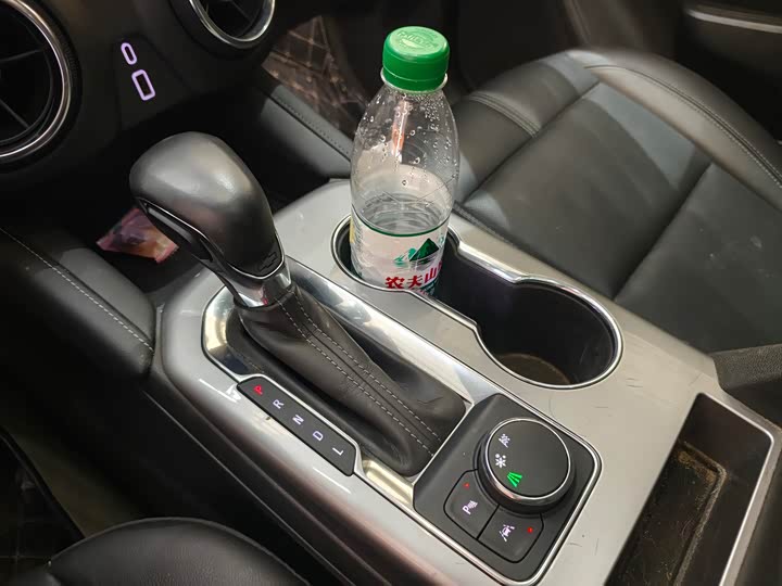 Фото 12 - Chevrolet Blazer