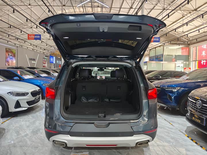 Фото 14 - Chevrolet Blazer