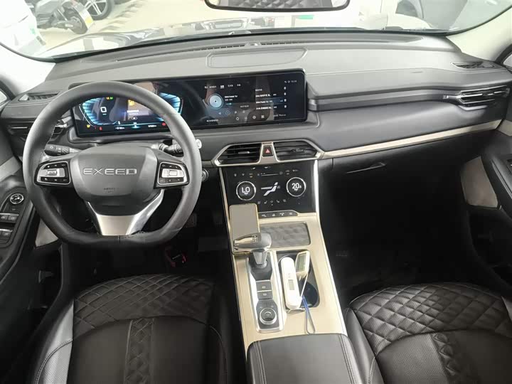 Фото 12 - Exeed TXL