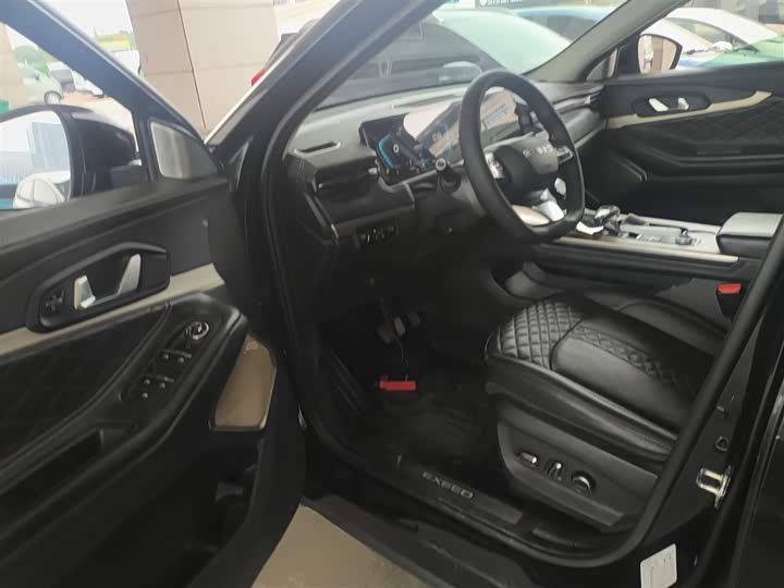 Фото 13 - Exeed TXL