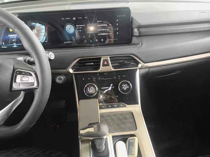 Фото 5 - Exeed TXL