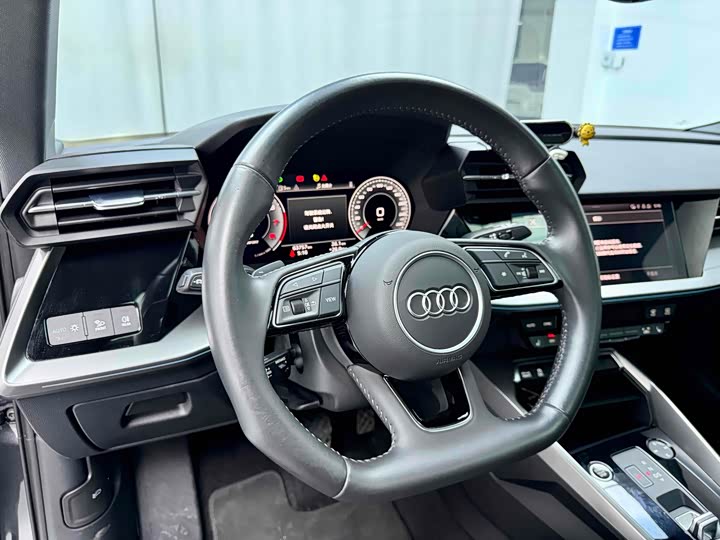 Фото 10 - Audi A3