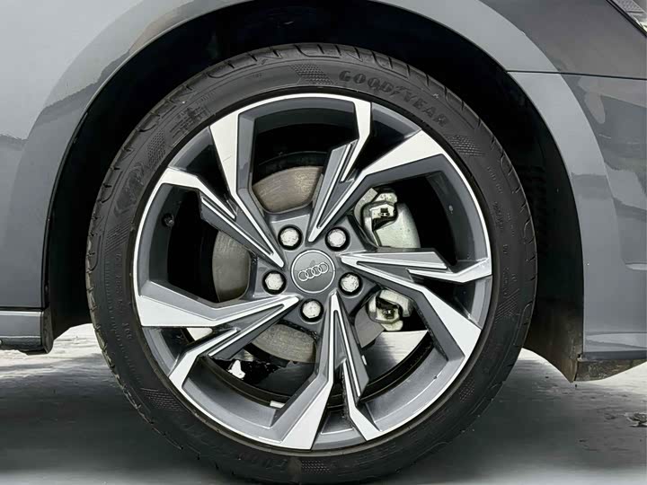 Фото 20 - Audi A3