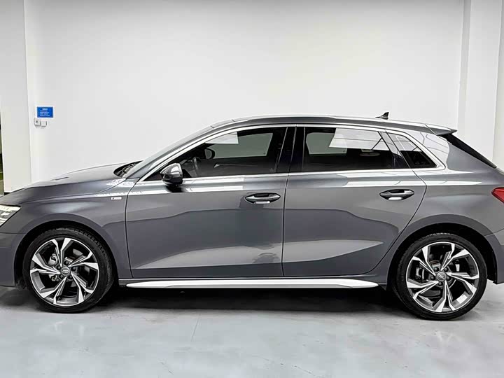 Фото 5 - Audi A3