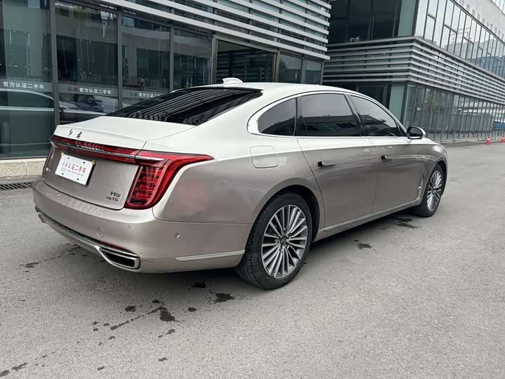 Фото 17 - Hongqi H9