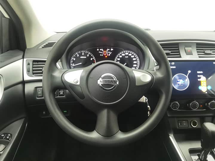 Фото 11 - Nissan Sylphy