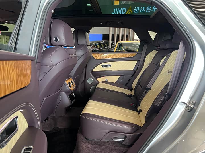 Фото 3 - Bentley Bentayga