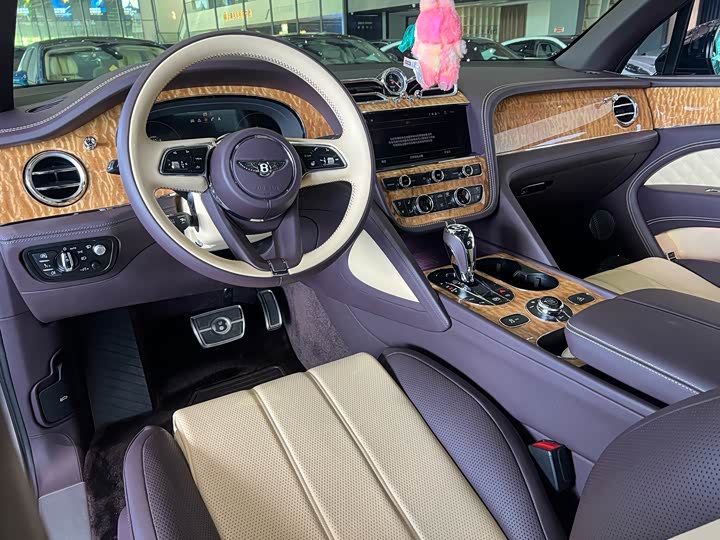 Фото 8 - Bentley Bentayga