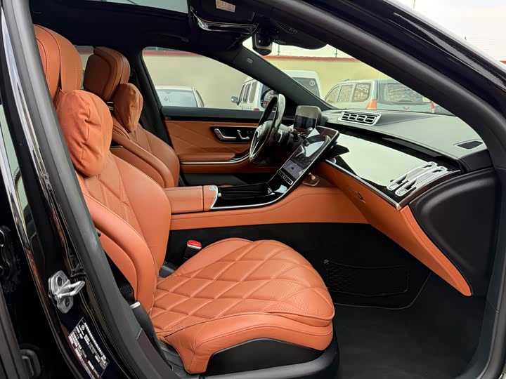 Фото 15 - Mercedes-Benz Maybach S-Class