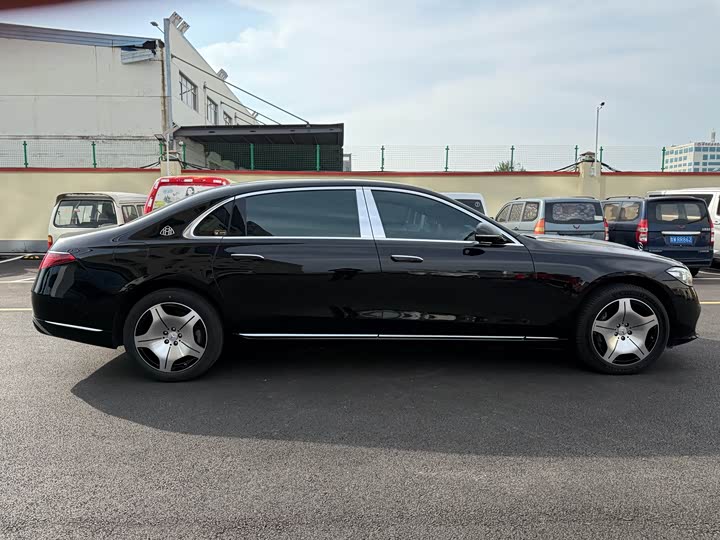 Фото 19 - Mercedes-Benz Maybach S-Class