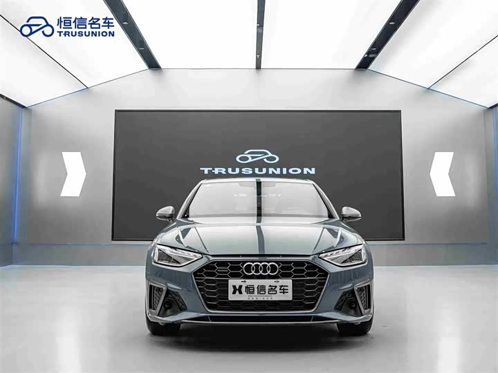 Фото 3 - Audi A4L