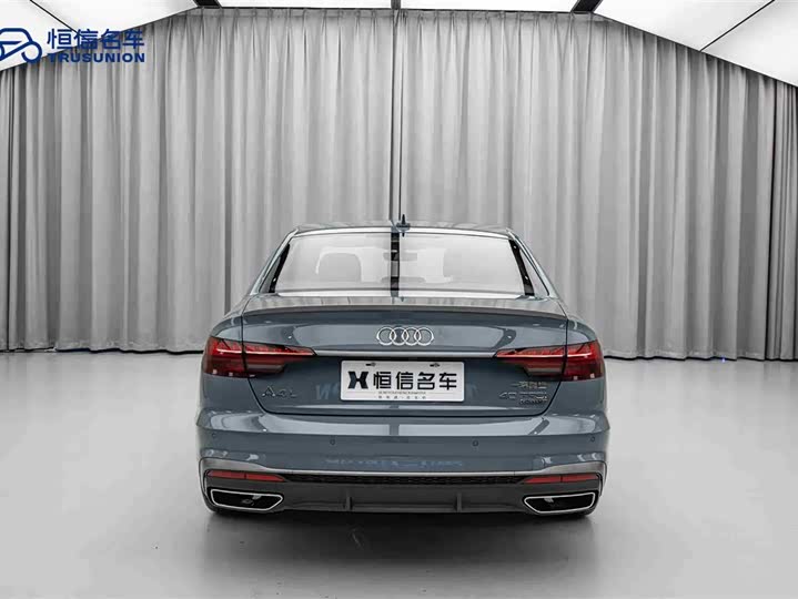 Фото 6 - Audi A4L