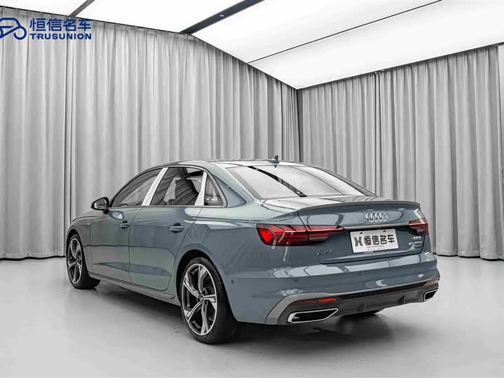 Фото 7 - Audi A4L