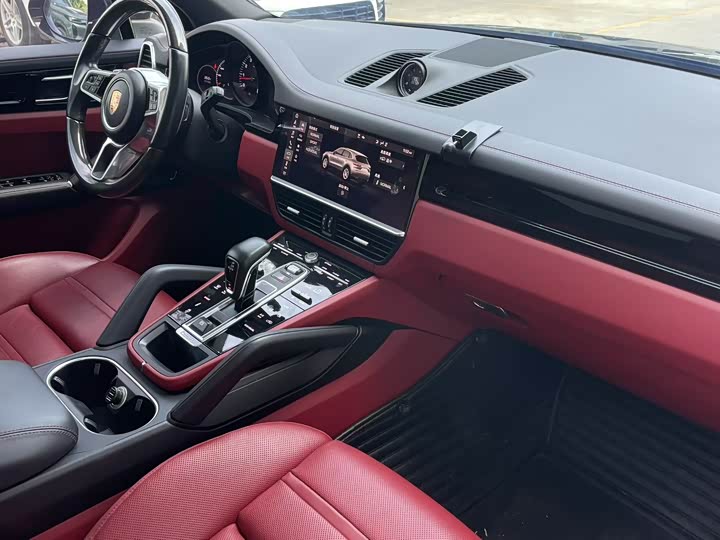 Фото 7 - Porsche Cayenne
