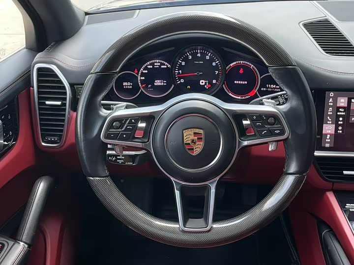 Фото 8 - Porsche Cayenne