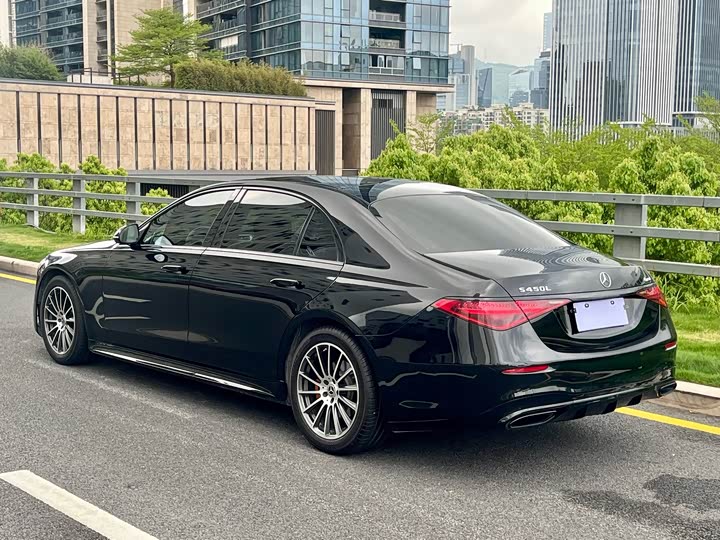 Фото 4 - Mercedes-Benz S-Class