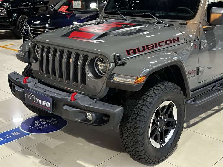 Фото 4 - Jeep Wrangler