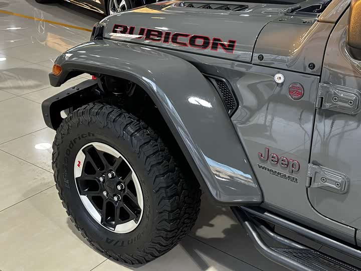 Фото 7 - Jeep Wrangler