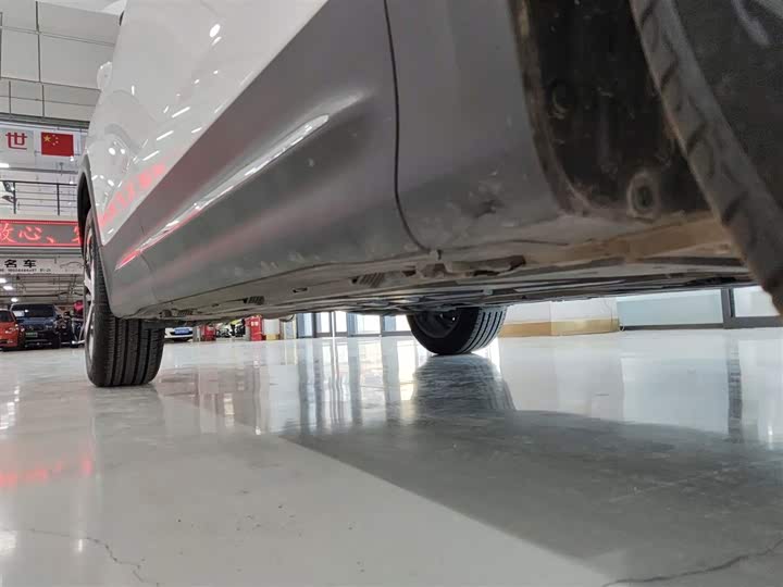 Фото 21 - Mercedes-Benz GLB-Class