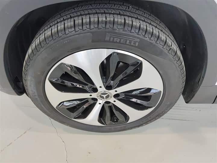 Фото 23 - Mercedes-Benz GLB-Class