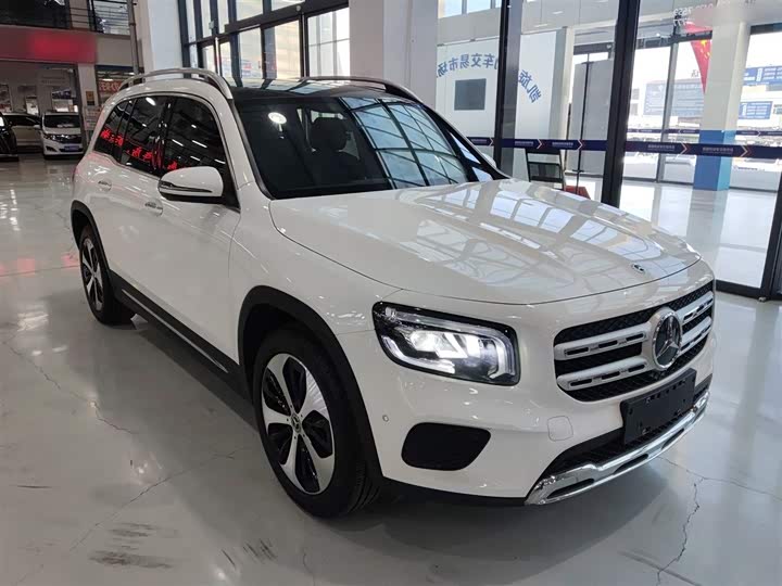 Фото 4 - Mercedes-Benz GLB-Class