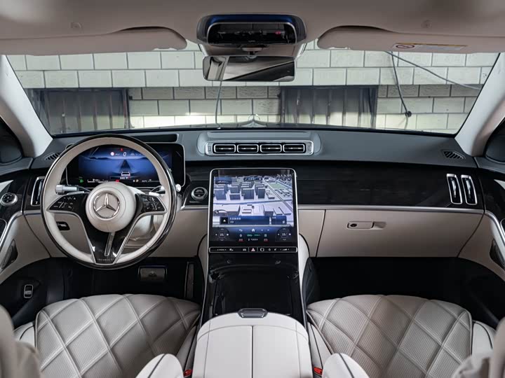 Фото 4 - Mercedes-Benz Maybach S-Class