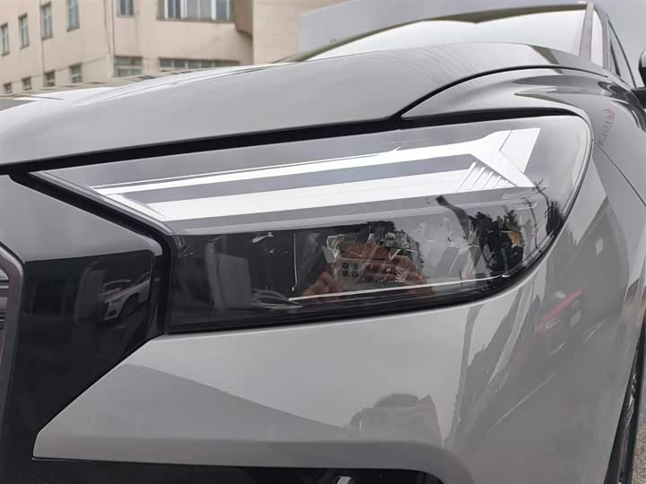 Фото 15 - Audi Q4 e-tron