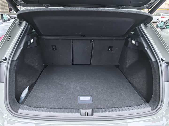 Фото 7 - Audi Q4 e-tron