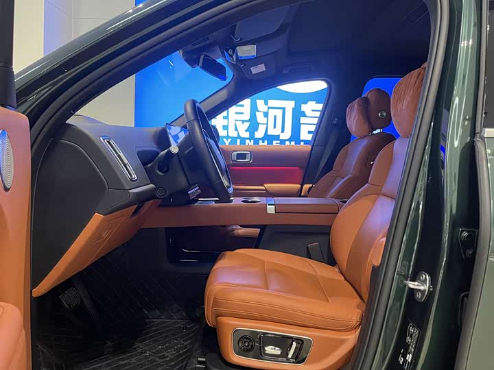 Фото 4 - LiXiang L9