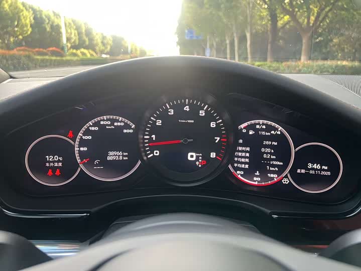 Фото 16 - Porsche Panamera