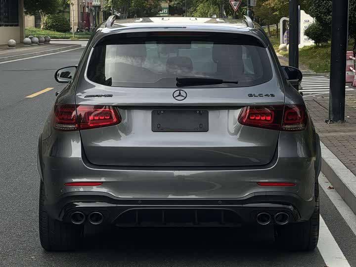 Фото 11 - Mercedes-Benz GLC-Class AMG