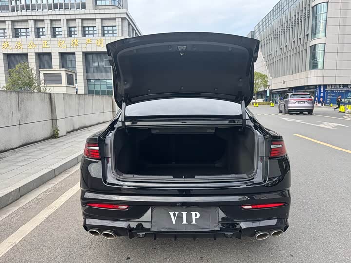 Фото 16 - Geely Preface