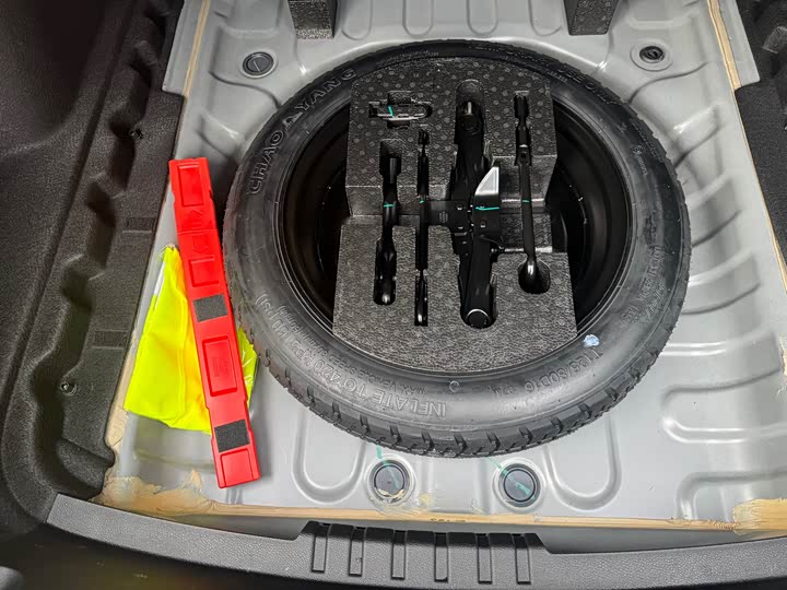 Фото 17 - Geely Preface