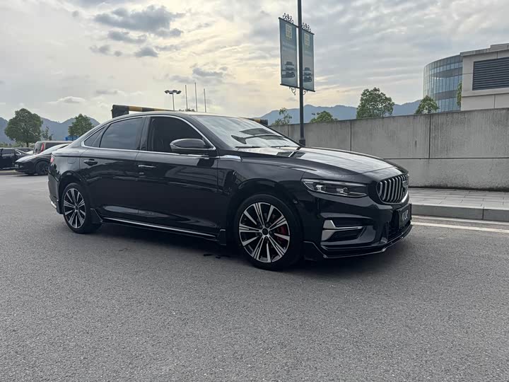 Фото 4 - Geely Preface