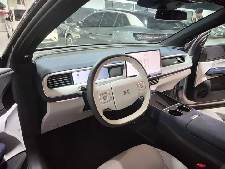 Фото 10 - XPeng G6