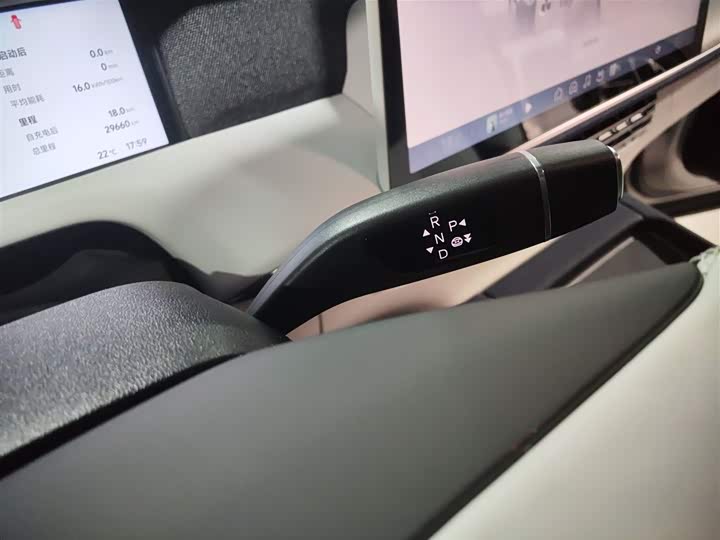 Фото 14 - XPeng G6