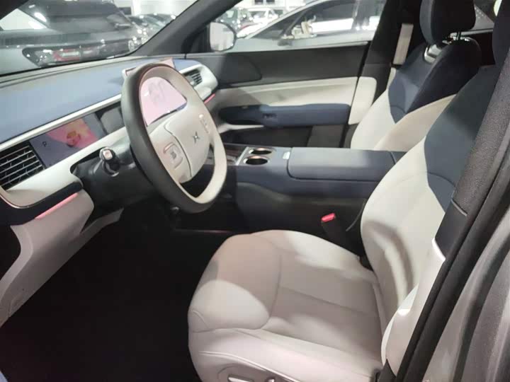 Фото 15 - XPeng G6