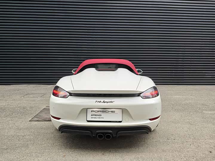 Фото 4 - Porsche 718