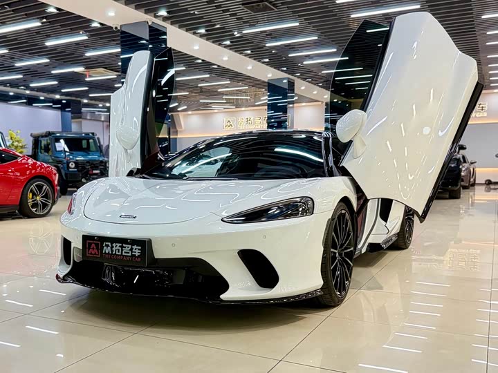 Фото 1 - McLaren GT