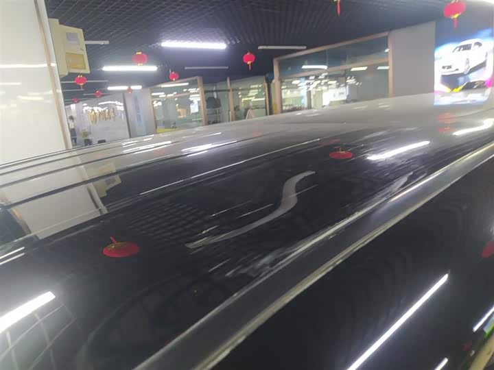 Фото 27 - Hongqi HQ9