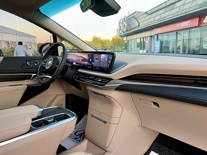 Фото 13 - Buick GL8 Century