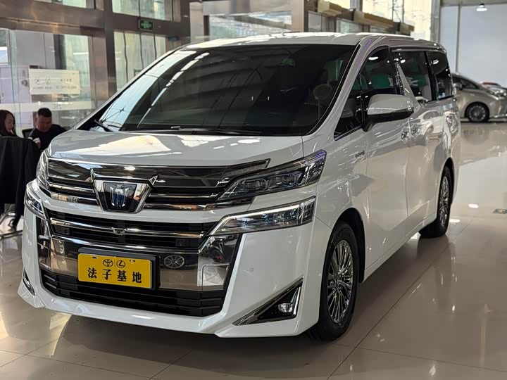 Фото 4 - Toyota Vellfire