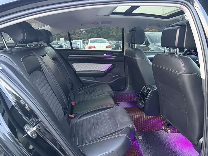 Фото 8 - Volkswagen Magotan