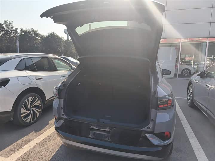 Фото 9 - Volkswagen ID.4 Crozz