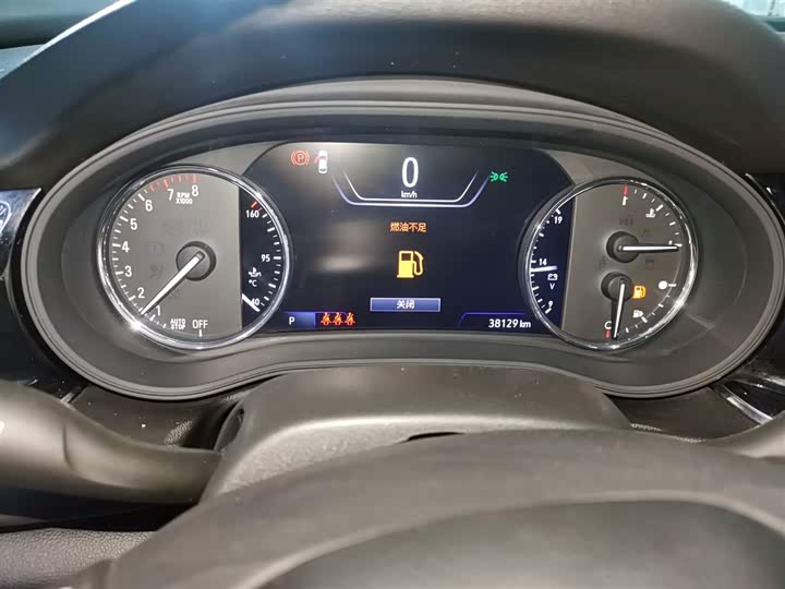 Фото 12 - Buick Regal