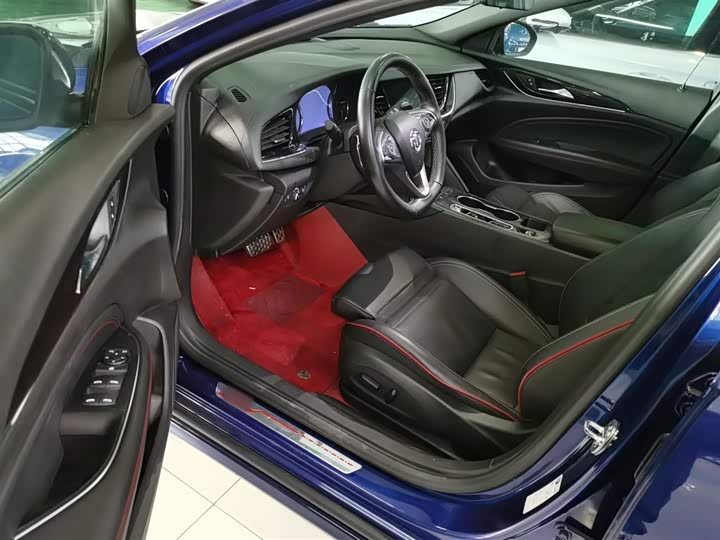 Фото 16 - Buick Regal